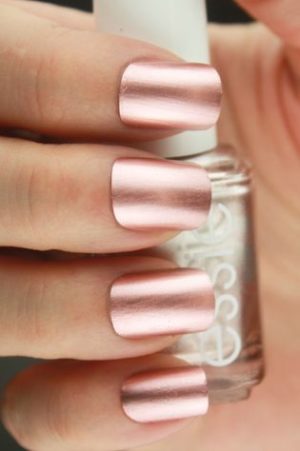 10 Maneras de pintar tus uñas con esmalte Rose Gold Es la Moda