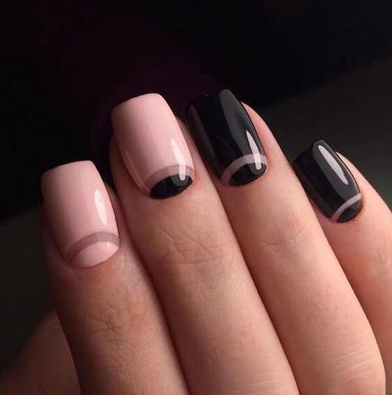 Nails with transparencies to combine with casual outfits