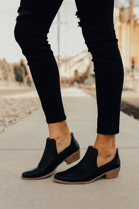 Low Shoes that will be the New Crush of your Skinny Jeans