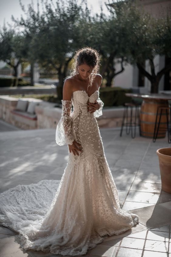 15 Wedding Dresses that will make you believe in Marriage