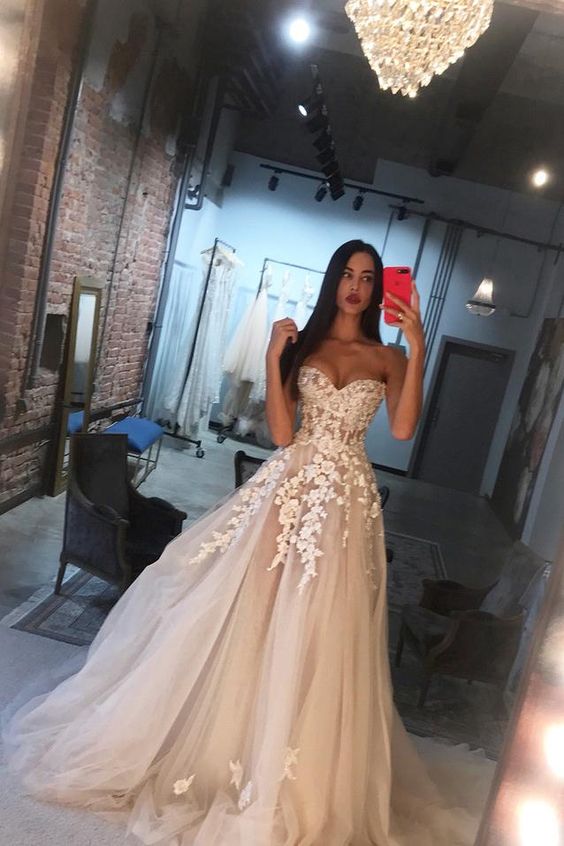 15 Wedding Dresses that will make you believe in Marriage