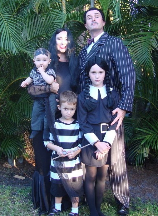 family costumes9
