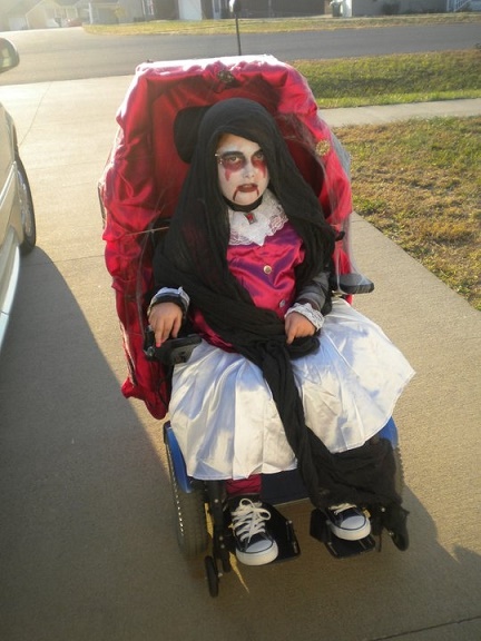 wheelchair costume30