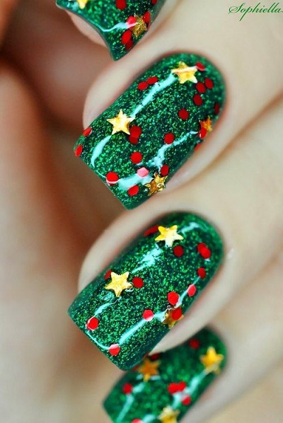 Christmas nails2