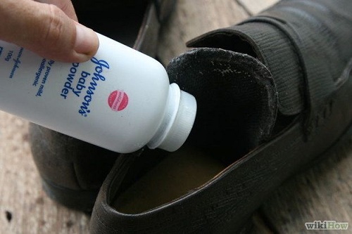 Quiet squeaking shoes with baby powder3