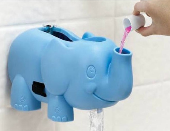 21 Accesorios para el baño del bebé que te harán querer tener otro hijo