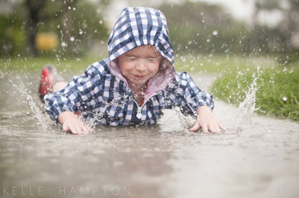 niños en la lluvia19