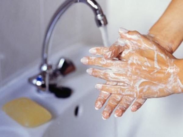 lavando manos