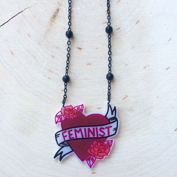 collar feminista