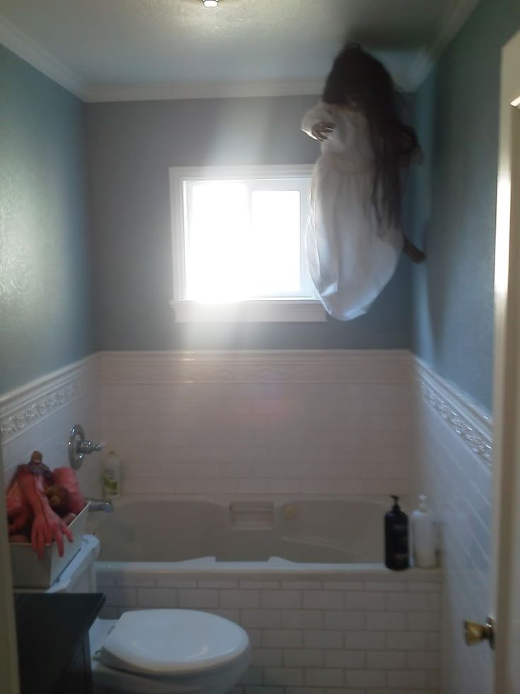 15 Infartantes maneras de decorar tu baño este Halloween