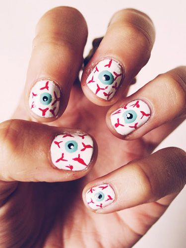 21 Sencillos diseños para por fin decorar tus uñas en Halloween | Es la Moda