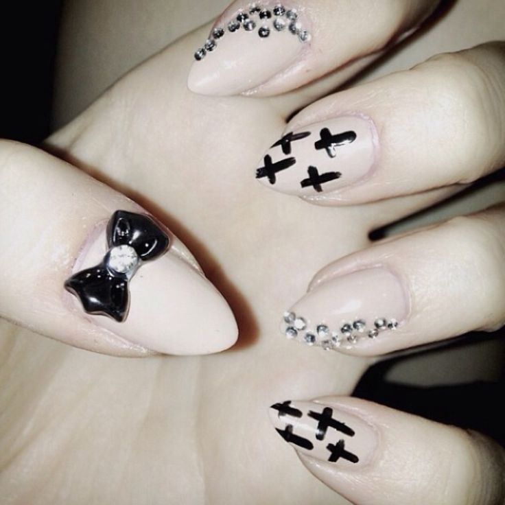goth nails