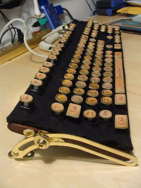 vintage keyboard