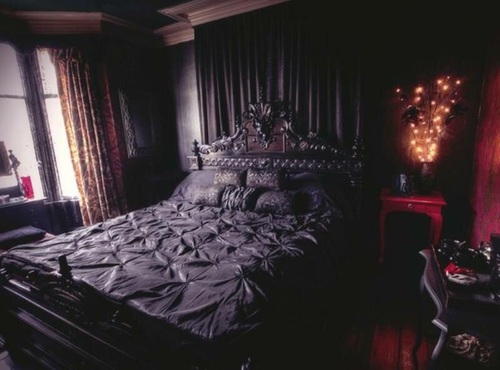 cama gothic