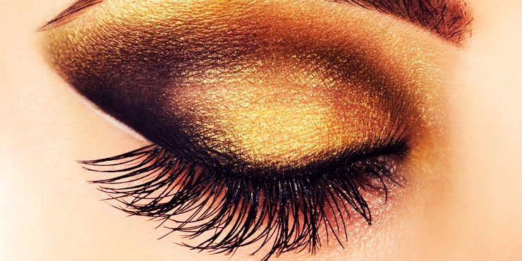 13 Glamorosos diseños para maquillar tus ojos de dorado | Es la Moda