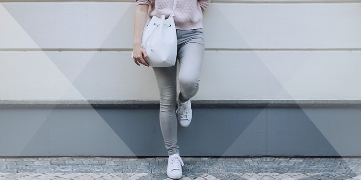 13 Maneras coquetas de usar jeans grises | Es la Moda