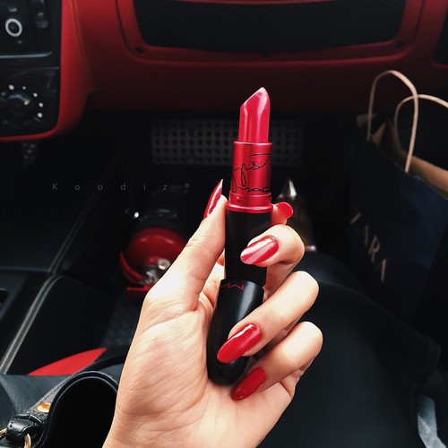 Razones por las que siempre deberías pintar tus labios de rojo | Es la Moda