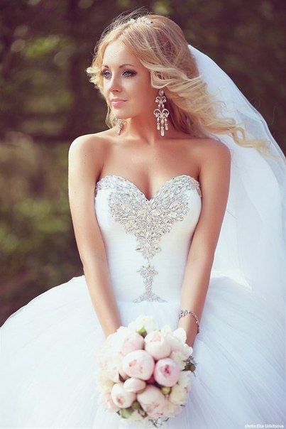 sweetheart wedding dress