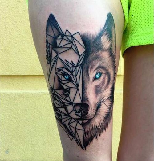 geometrico tatuaje lobo