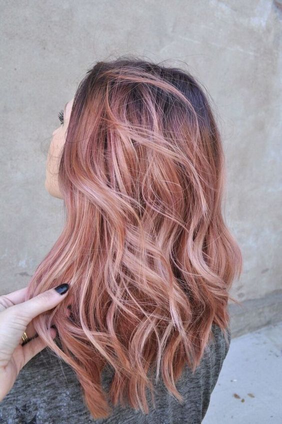 rose-gold-hair-chic