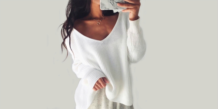 10 Outfits a los que les tienes que agregar un suéter blanco | Es la Moda