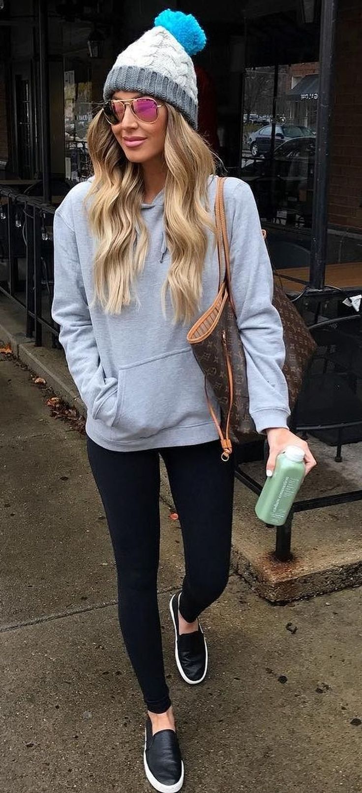 Ideas para usar sudadera en una cita sin verte fodonga Es la Moda