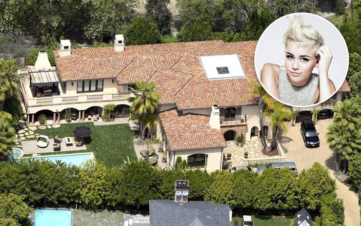 Miley Cyrus Y Liam Hemsworth Perdieron Su Casa En El Incendio Es La Moda