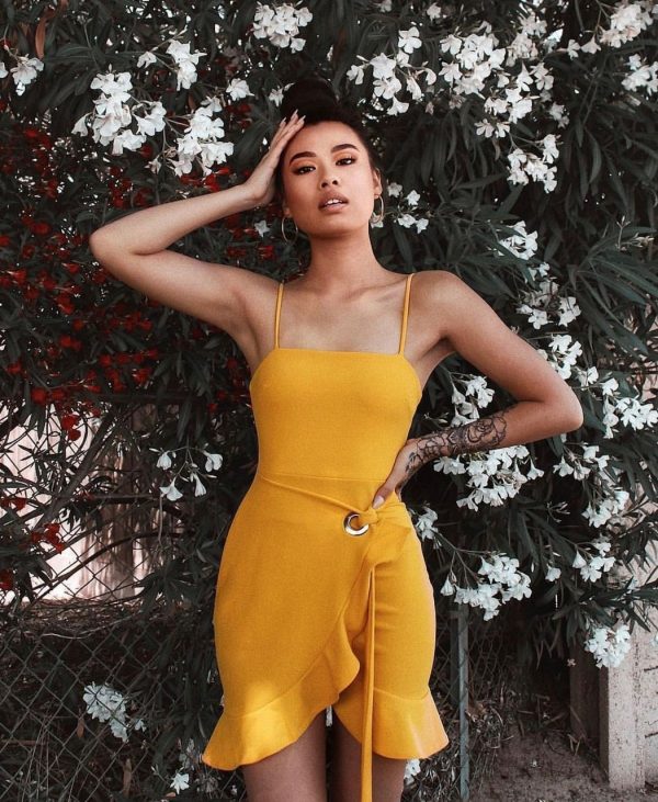10 Vestidos amarillos que le darán confianza a tu silueta | Es la Moda