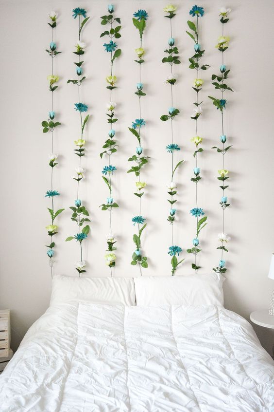 Ideas para hacer una pared de flores en tu habitación