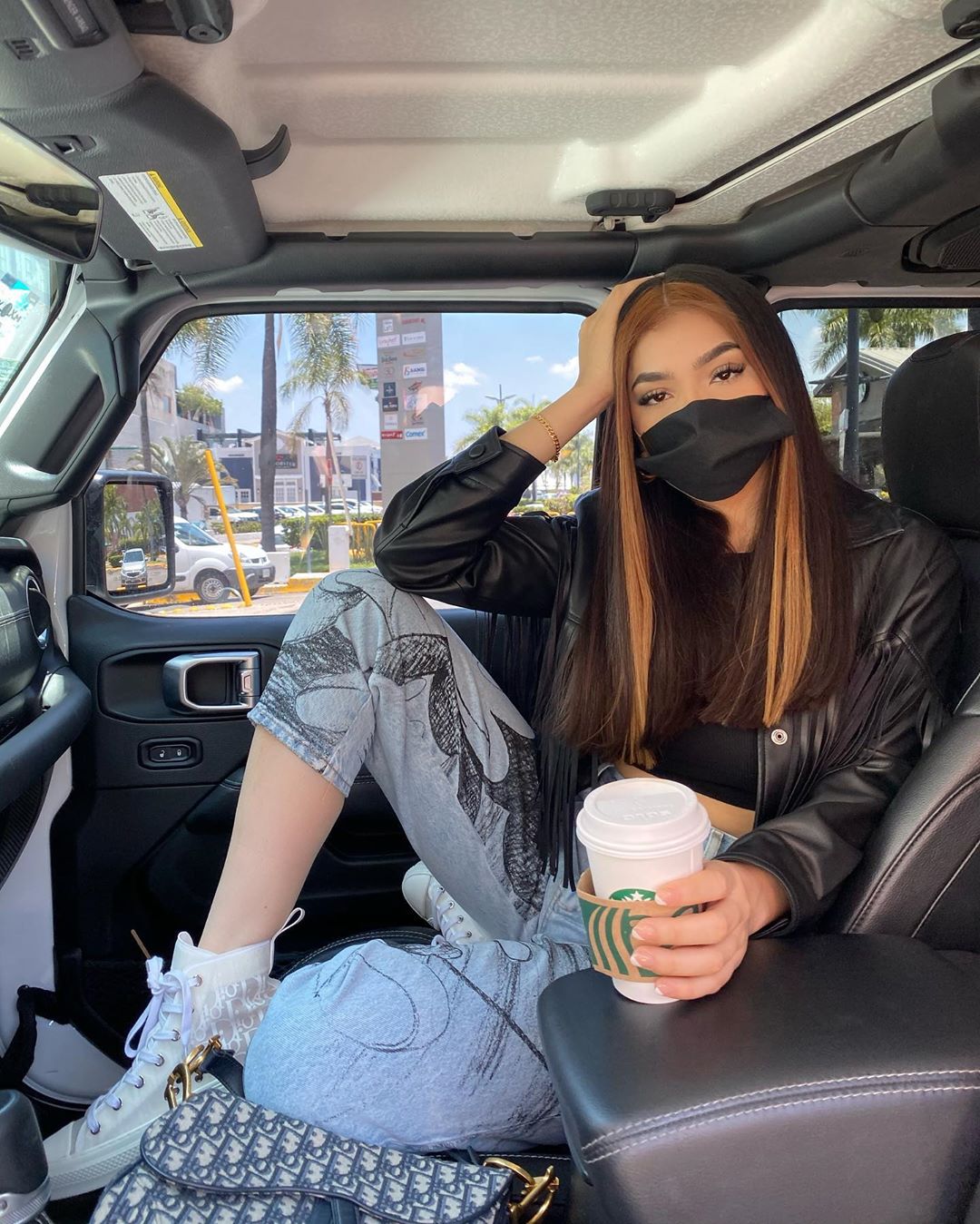 Kenia Os Y Danna Paola Se Hicieron Exactamente El Mismo Look
