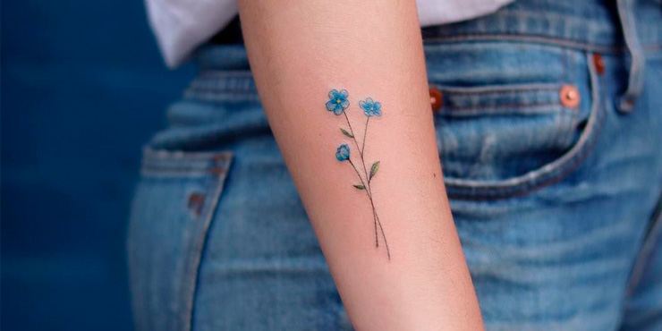 Mini tatuajes de flores que enchularán tu piel