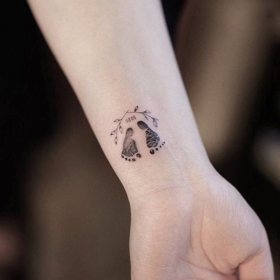 12 Tattoos para las que aman a su familia