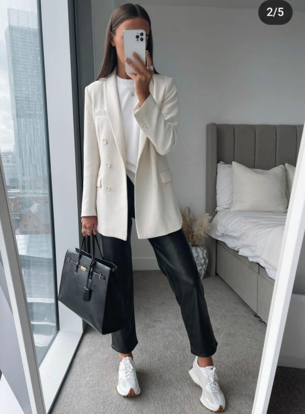 Introducir 80+ imagen outfit con blazer blanco - Abzlocal.mx